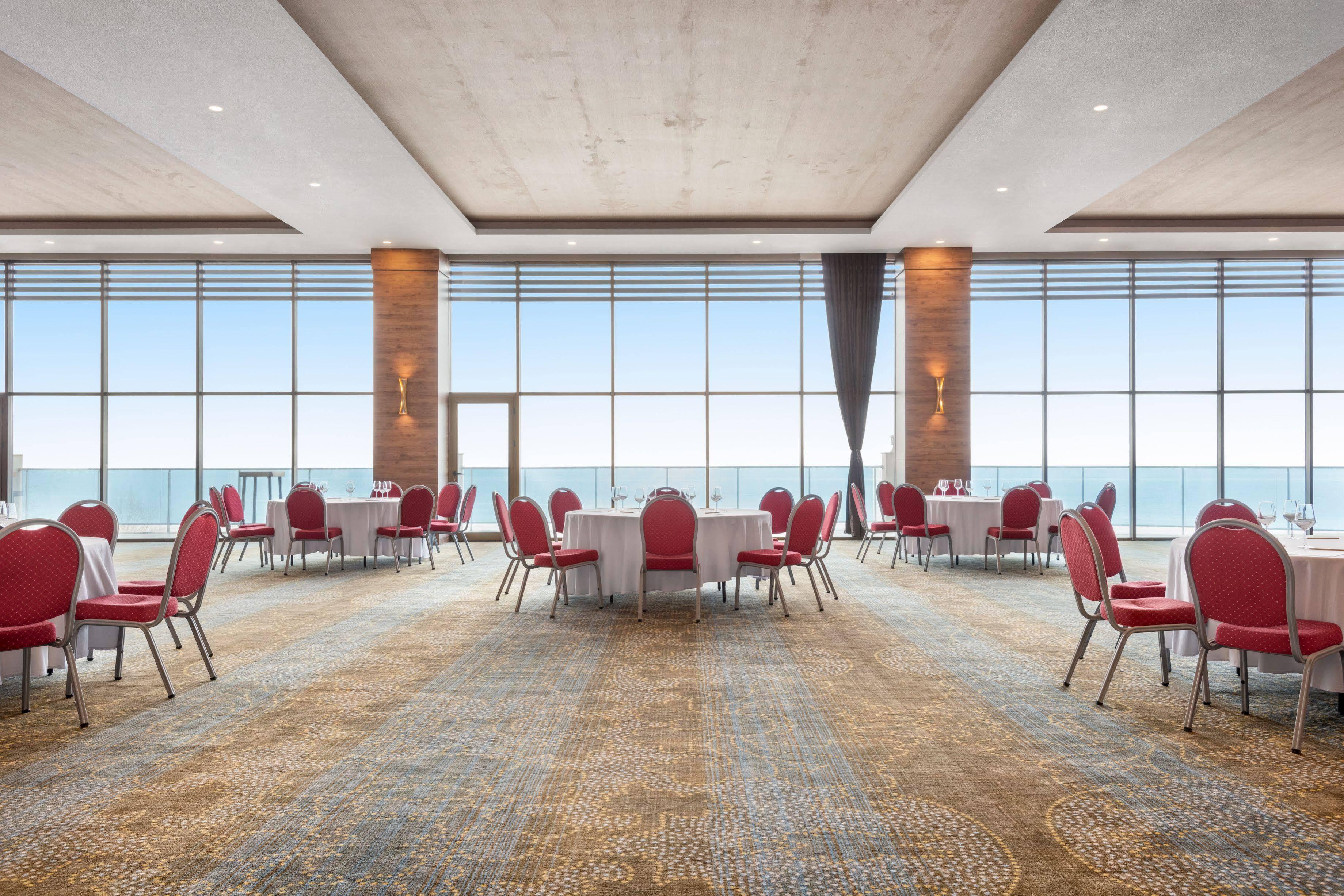 Ramada Resort By Wyndham Unye Exterior photo