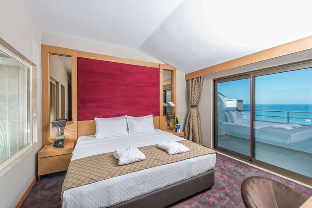 Ramada Resort By Wyndham Unye Exterior photo