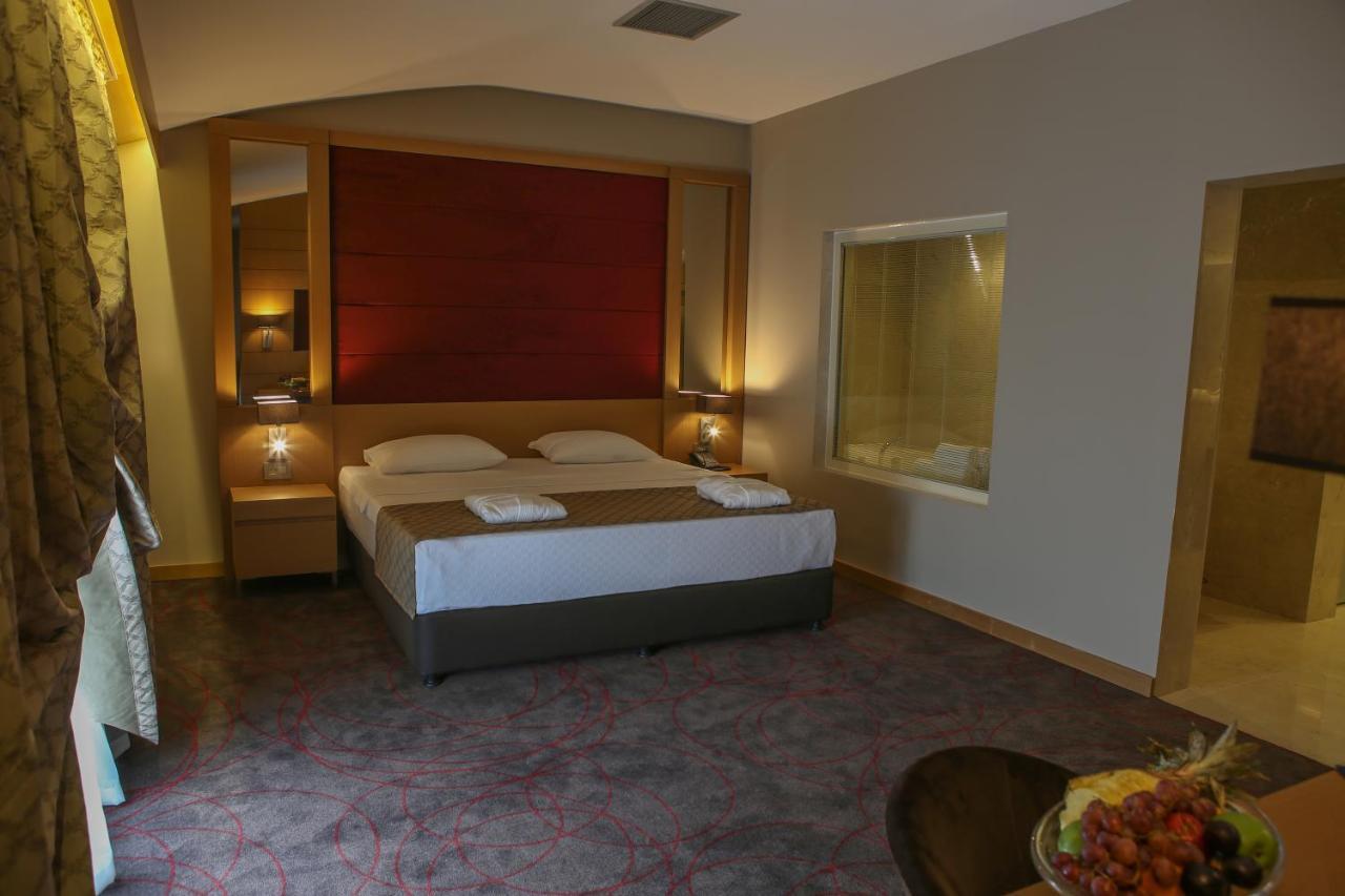 Ramada Resort By Wyndham Unye Exterior photo